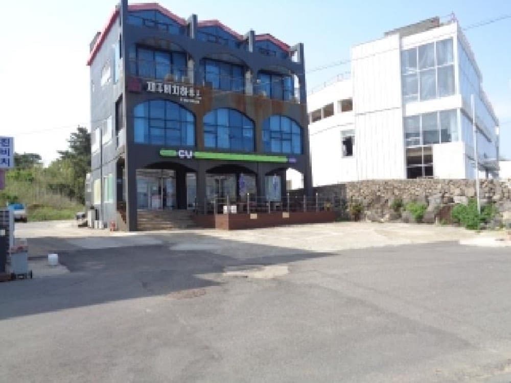 제주도 바다뷰 건물 경매 — 본문 이미지 2